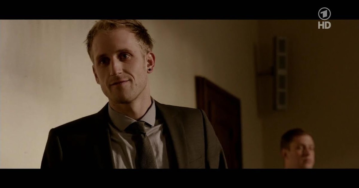 RESTITUDA1'S WORLD OF MALE NUDITY Maik Rogge in Tatort Das Haus am Ende der Strasse (2015)